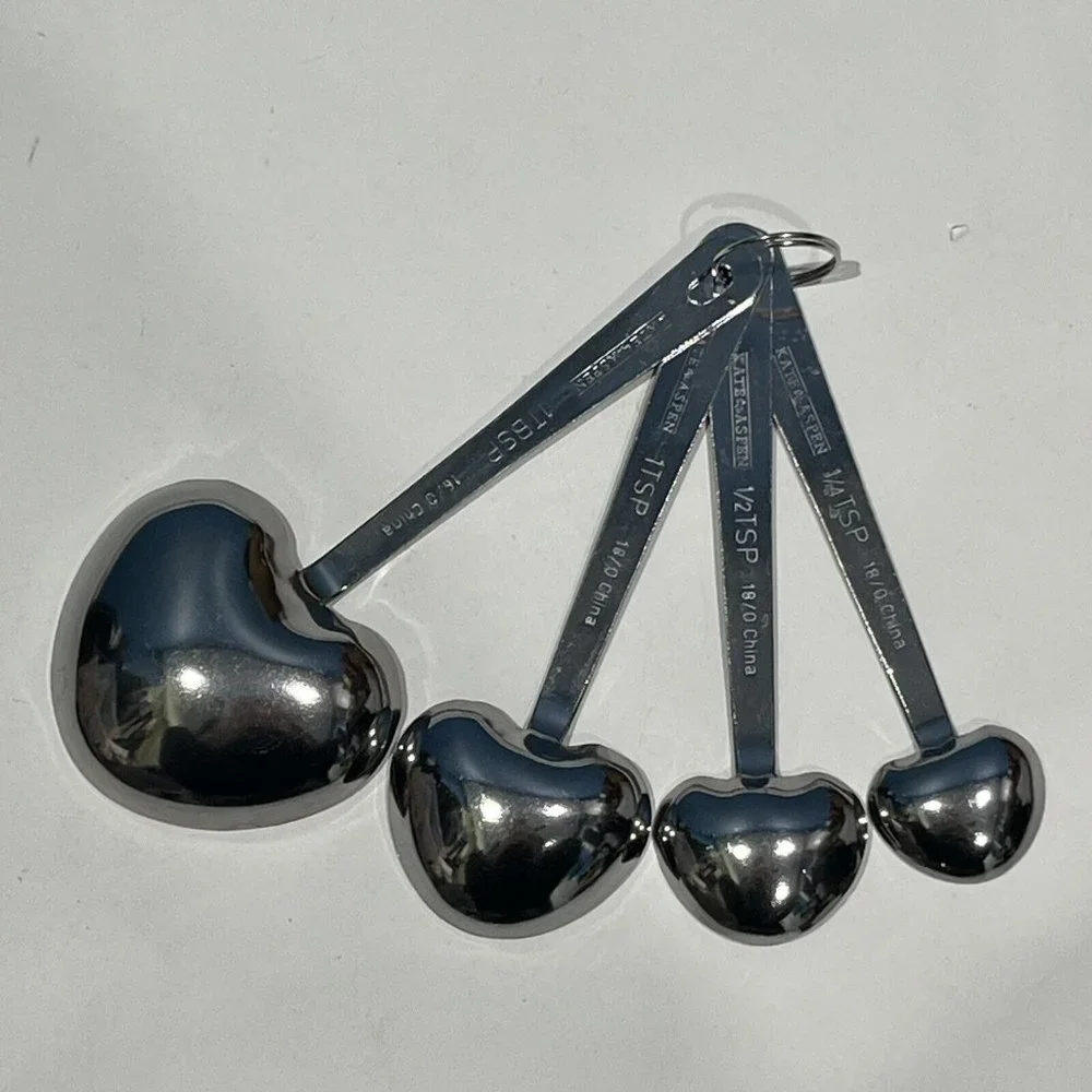 Kate Aspen Love Beyond Measure Heart Shaped Measuring Spoons Open Box